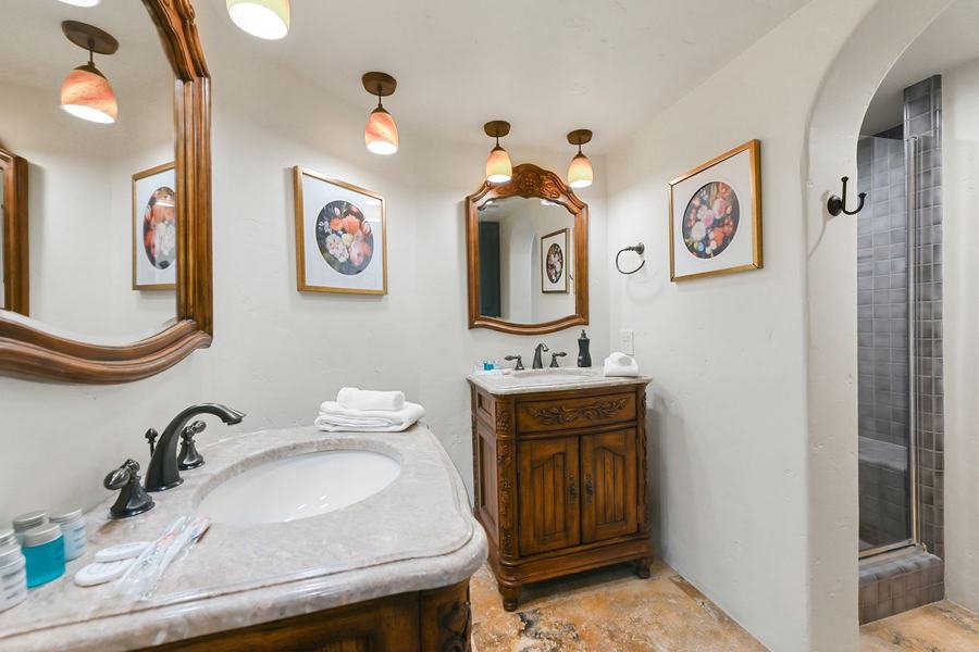 Upstairs bath 3, Valley Vista Estate