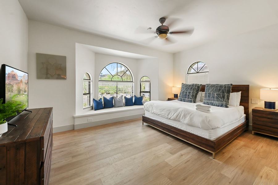 Upstairs bedroom 4, Valley Vista Estate