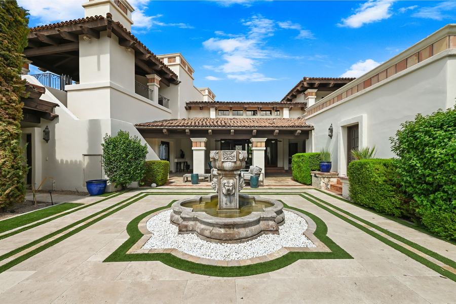 Courtyard fountain, Valley Vista Estate